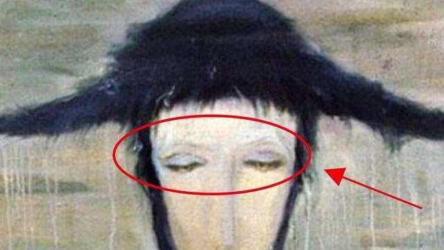 动漫美女被褥动态图 下载到手机或电脑里备用海报