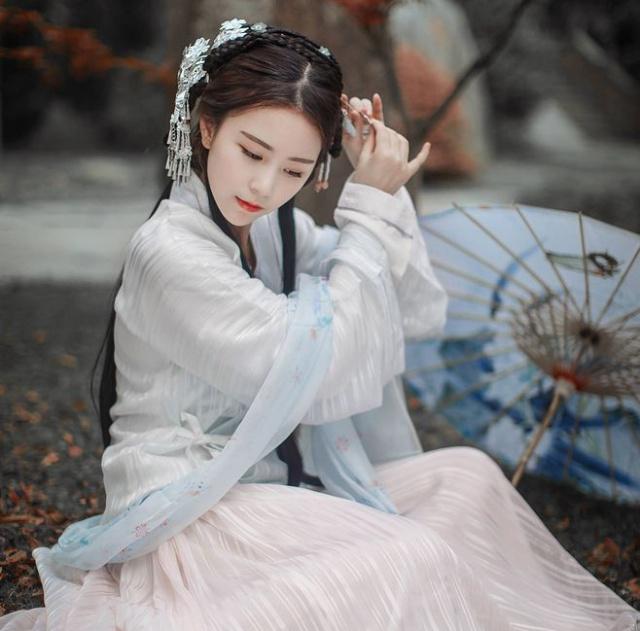 日韩在线视频海报