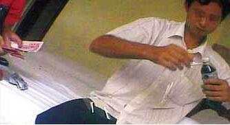 困困狗花絮海报