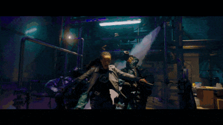 无限臀山618海报